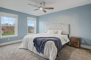 202 E Thorn Hill Ct, Hastings, MI 49058 - Photo 19