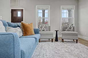 202 E Thorn Hill Ct, Hastings, MI 49058 - Photo 5