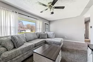 9514 Huntington Rd, Battle Creek, MI 49017 - Photo 3