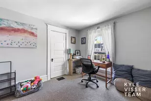 622 Gladstone Dr SE, East Grand Rapids, MI 49506 - Photo 17