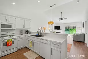 3369 Clear Vista Ct NE, Grand Rapids, MI 49525 - Photo 9
