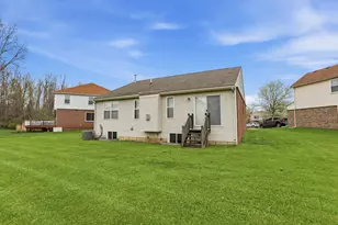42122 Richmond Dr, Belleville, MI 48111 - Photo 31