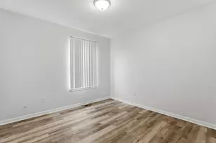 42122 Richmond Dr, Belleville, MI 48111 - Photo 23