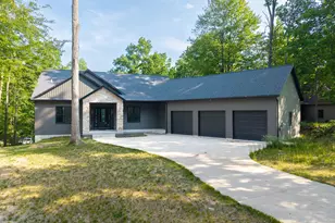 8670 N Island Dr, Canadian Lakes, MI 49346 - Photo 45