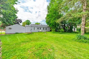 8876 Sheldon Rd, Plymouth, MI 48170 - Photo 5