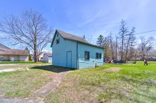 119 S Livingston St, Whitehall, MI 49461 - Photo 27