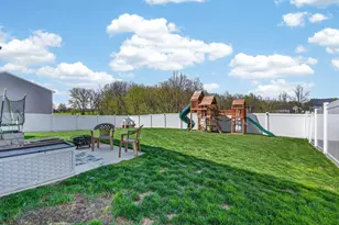 966 View Pointe Dr, Middleville, MI 49333 - Photo 29