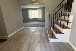 2665 Peterboro Rd, West Bloomfield, MI 48323 - Photo 9