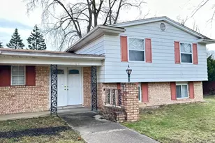 2665 Peterboro Rd, West Bloomfield, MI 48323 - Photo 7