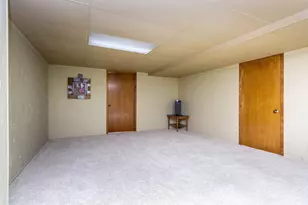 37834 Siena Dr, Farmington, MI 48331 - Photo 41