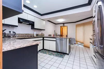 37834 Siena Drive, Farmington, MI 48331 - Photo 17