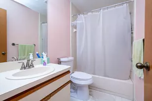 37834 Siena Dr, Farmington, MI 48331 - Photo 37