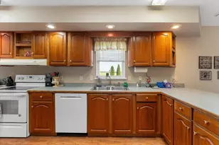 70915 Sterling Dr, Edwardsburg, MI 49112 - Photo 17