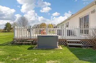 70915 Sterling Dr, Edwardsburg, MI 49112 - Photo 39