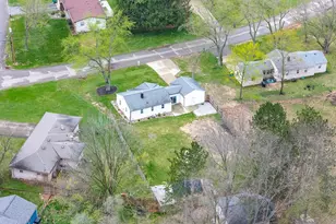 7641 Lake Wood Dr, Portage, MI 49002 - Photo 35