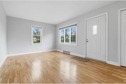 7641 Lake Wood Drive, Portage, MI 49002 - Photo 5