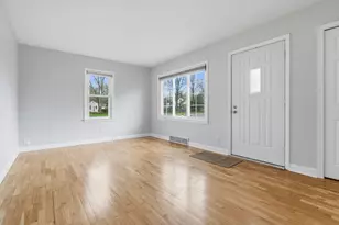 7641 Lake Wood Dr, Portage, MI 49002 - Photo 5