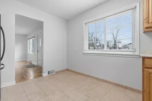 7641 Lake Wood Dr, Portage, MI 49002 - Photo 13