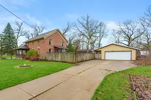 10518 Stadium Dr, Kalamazoo, MI 49009 - Photo 43