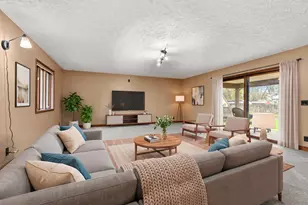 10518 Stadium Dr, Kalamazoo, MI 49009 - Photo 9
