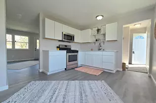 1499 Park St, Muskegon, MI 49441 - Photo 9