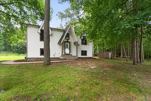 4042 Burns Rd, Howell, MI 48855 - Photo 1