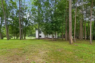 4042 Burns Rd, Howell, MI 48855 - Photo 13