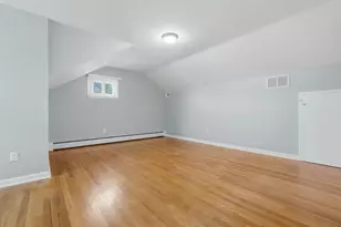 721 Piccadilly Rd, Kalamazoo, MI 49006 - Photo 25