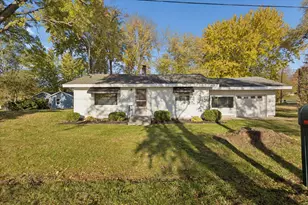 332 Mill St, Trufant, MI 49347 - Photo 11