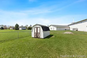 4092 Arndt Ct, Dorr, MI 49323 - Photo 29
