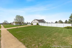 4092 Arndt Ct, Dorr, MI 49323 - Photo 3