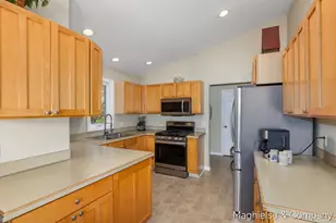 4092 Arndt Ct, Dorr, MI 49323 - Photo 5