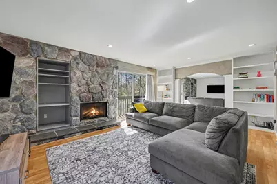 220 Lyn Anne Court, Ann Arbor, MI 48103 - Photo 5