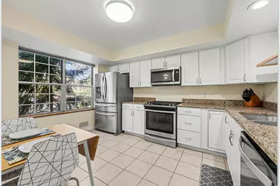 220 Lyn Anne Court, Ann Arbor, MI 48103 - Photo 3