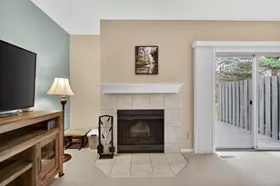 2786 Walden Woods Blvd, Jackson, MI 49201 - Photo 17