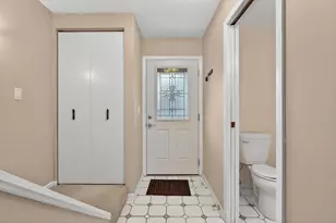 2786 Walden Woods Blvd, Jackson, MI 49201 - Photo 9