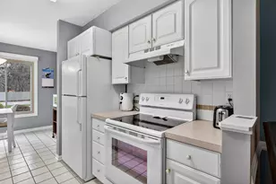 2786 Walden Woods Blvd, Jackson, MI 49201 - Photo 23
