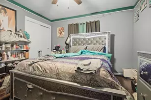 24657 Flower Ave, Eastpointe, MI 48021 - Photo 13
