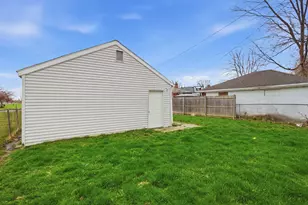 24657 Flower Ave, Eastpointe, MI 48021 - Photo 25