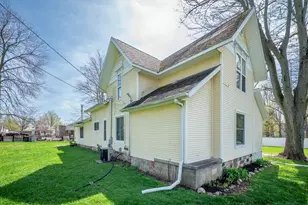 107 N Union St, Reading, MI 49274 - Photo 3
