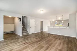 8819 Cowley Ct, Richland, MI 49083 - Photo 3