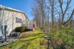 448 Raisin River Dr, Adrian, MI 49221 - Photo 33