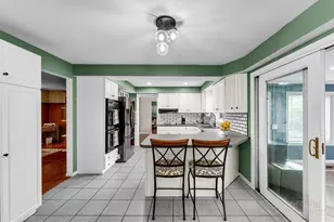 319 Greenridge Dr NW, Grand Rapids, MI 49544 - Photo 19