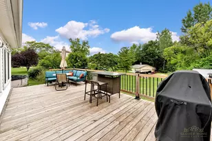 319 Greenridge Dr NW, Grand Rapids, MI 49544 - Photo 49