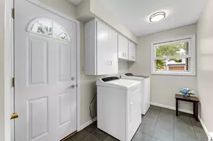 319 Greenridge Dr NW, Grand Rapids, MI 49544 - Photo 25