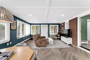 319 Greenridge Dr NW, Grand Rapids, MI 49544 - Photo 11