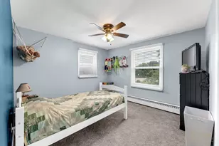 319 Greenridge Dr NW, Grand Rapids, MI 49544 - Photo 35