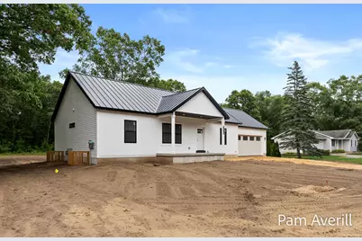 2336 Macarthur Road, Muskegon, MI 49442 - Photo 3