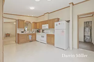 4460 Oakland Dr, Allendale, MI 49401 - Photo 7