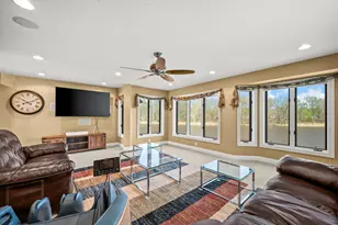2349 Riverside Pointe Dr, Saint Joseph, MI 49085 - Photo 35